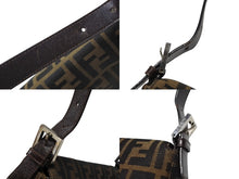 Load image into Gallery viewer, FENDI フェンディ マンマバケット ワンショルダーバッグ 26424 ズッカ柄 キャンバス レザー ブラウン シルバー金具 美品 中古 4b007498