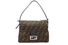 Load image into Gallery viewer, 極美品 FENDI フェンディ マンマバケット ワンショルダーバッグ 肩掛け 26325 カーキ ベージュ キャンバス レザー 中古 4b007500