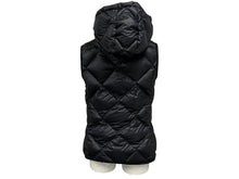Load image into Gallery viewer, 極美品 MONCLER モンクレール SUCREX GILET ダウンベスト F10931A53700 C0381 ブラック ナイロン フード 2 中古 4b007518