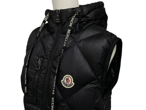 極美品 MONCLER モンクレール SUCREX GILET ダウンベスト F10931A53700 C0381 ブラック ナイロン フード 2 中古 4b007518