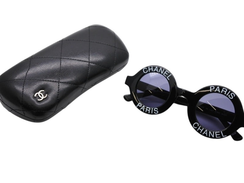 極美品 CHANEL シャネル VINTAGE ヴィンテージ ラウンドサングラス 01945 ココマーク ブラック ホワイト プラスチック 中古 4b007567