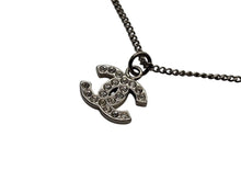 画像をギャラリービューアに読み込む, 極美品 CHANEL シャネル ラインストーン ココマーク ネックレス 09V刻印 重量5.0g シルバー金具 中古 4b007577
