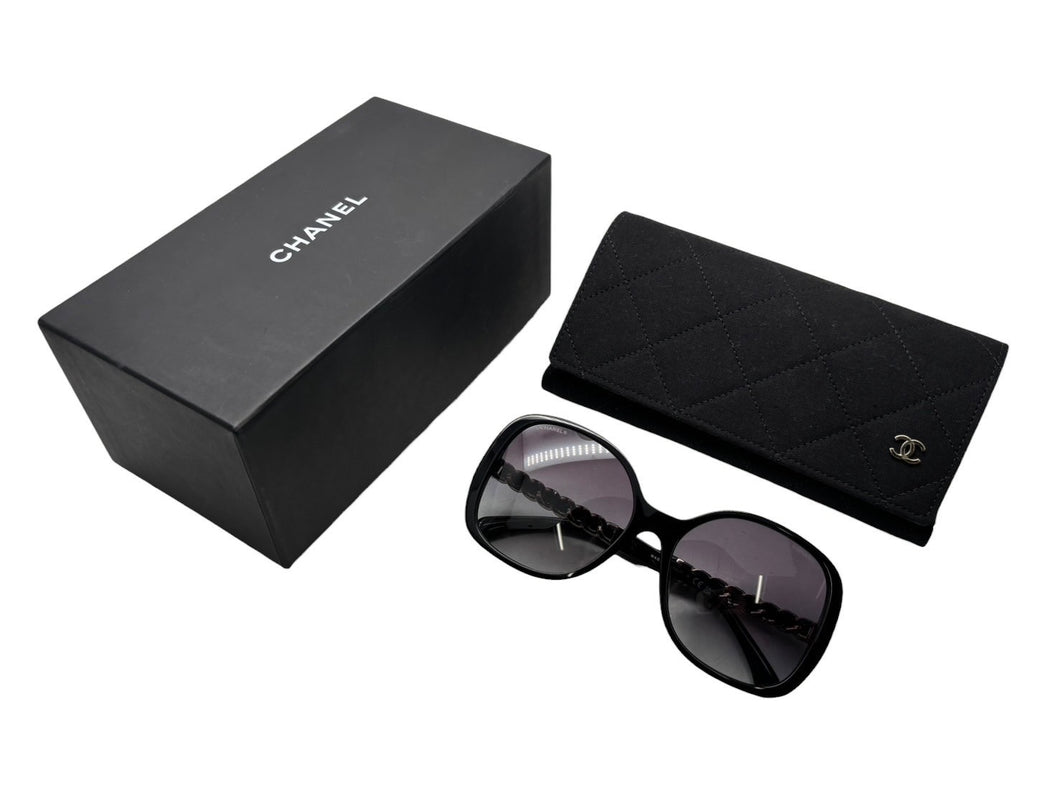 極美品 CHANEL シャネル サングラス サイドチェーン ココマーク 570-Q-A アセテート ブラック ゴールド金具 中古 4b007579