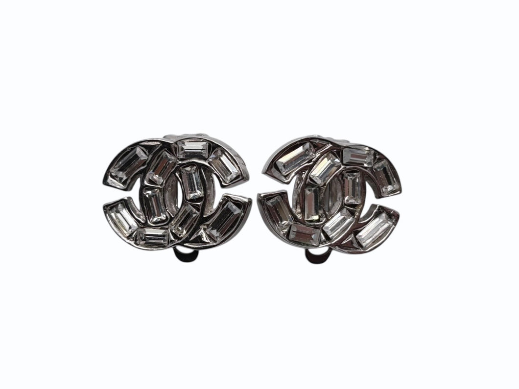 極美品 CHANEL シャネル ココマーク ラインストーン シルバー 両耳 イヤリング 01P刻印 重量7.0g シルバー金具 中古 4b007584