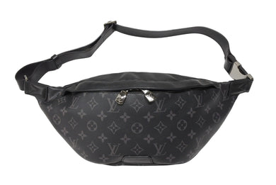 極美品 LOUIS VUITTON ルイヴィトン ディスカバリー バムバッグ M44336 モノグラムエクリプス ブラック メタルブラック金具 中古 4b007604