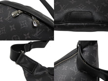 Load image into Gallery viewer, 極美品 LOUIS VUITTON ルイヴィトン ディスカバリー バムバッグ M44336 モノグラムエクリプス ブラック メタルブラック金具 中古 4b007604