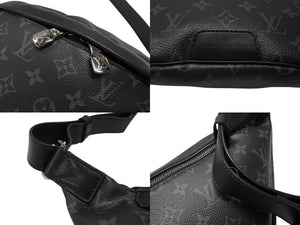 極美品 LOUIS VUITTON ルイヴィトン ディスカバリー バムバッグ M44336 モノグラムエクリプス ブラック メタルブラック金具 中古 4b007604
