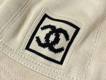 Load image into Gallery viewer, CHANEL シャネル スポーツライン バケットハット ココマーク ベージュ コットン サイズM 美品 中古 4b007605