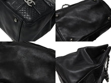 Load image into Gallery viewer, 極美品 CHANEL シャネル トートバッグ チョコバー アイコン 10番台 レザー 異素材MIX ブラック シルバー金具 中古 4b007619