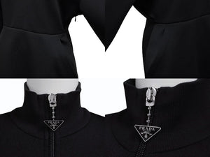 極美品 PRADA プラダ スウェット ワンピース ドレス 2023 WS15420 トライアングルロゴ ブラック シルバー金具 中古 4b007621