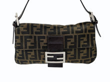 Load image into Gallery viewer, FENDI フェンディ マンマバケット ワンショルダーバッグ ズッカ柄 キャンバス レザー ブラウン シルバー金具 美品 中古 4b007622