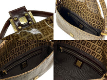 Load image into Gallery viewer, 極美品 FENDI フェンディ ズッキーノ柄 マンマバケット ワンショルダーバッグ エナメル レザー ブラウン ベージュ ゴールド金具 中古 4b007627