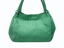 Load image into Gallery viewer, BOTTEGA VENETA ボッテガヴェネタ イントレチャート ショルダーバッグ WS14311 グリーン レザー スウェード 美品 中古 4b007628