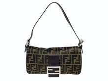 Load image into Gallery viewer, FENDI フェンディ マンマバケット ワンショルダーバッグ 26424 ズッカ柄 キャンバス レザー ブラウン シルバー金具 美品 中古 4b007629