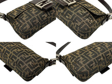 Load image into Gallery viewer, FENDI フェンディ マンマバケット ワンショルダーバッグ 26424 ズッカ柄 キャンバス レザー ブラウン シルバー金具 美品 中古 4b007629