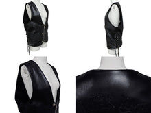 Load image into Gallery viewer, 極美品 CHROME HEARTS クロムハーツ 6BTN ZIP FRNT VEST レザーベスト サイズM スペシャルオーダー オールドクロス FUCK YOU 中古 4b007635