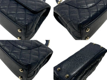 Load image into Gallery viewer, 新品同様 CHANEL シャネル トップハンドル フラップバッグ ランダム番台 2WAY ココマーク キャビアスキン ネイビー ゴールド金具 中古 4b007648