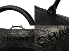 Load image into Gallery viewer, CHANEL シャネル ボストンバッグ ブラック キャビアスキン シリアルシール ギャランティカード 6番台 美品 中古 4b007649