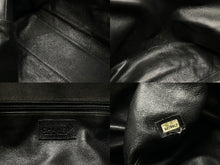 Load image into Gallery viewer, CHANEL シャネル ボストンバッグ ブラック キャビアスキン シリアルシール ギャランティカード 6番台 美品 中古 4b007649