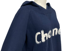 Load image into Gallery viewer, CHANEL シャネル 2013年 クリスマス限定 ノベルティ C63122K06167 ブルー コットン ラバープリント サイズM 美品 中古 4b007659