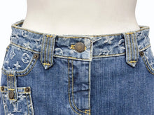 Load image into Gallery viewer, 極美品 LOUIS VUITTON ルイヴィトン デニムスカート 08SS RW081W WMSK01 CF7 モノグラムデニム コットン ブルー ゴールド金具 中古 4b007661