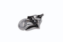 Load image into Gallery viewer, 極美品 CHROME HEARTS クロムハーツ LIPS TONGUE リップ＆タン チャーム ペンダントトップ 重量約22.7g シルバー925 中古 4b007680