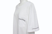 Load image into Gallery viewer, CHROME HEARTS クロムハーツ スクラロールラベル 半袖Ｔシャツ ホワイト ブラック コットン L 美品 中古 4b007685