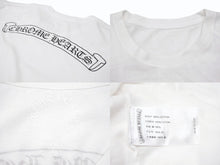 Load image into Gallery viewer, CHROME HEARTS クロムハーツ スクラロールラベル 半袖Ｔシャツ ホワイト ブラック コットン L 美品 中古 4b007685