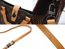 Load image into Gallery viewer, 極美品 LOUIS VUITTON ルイヴィトン NIGO LVスクエアード トートバッグ N40355 ブラウン PVC レザー ブラック金具 中古 4b007719