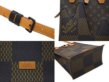 Load image into Gallery viewer, 極美品 LOUIS VUITTON ルイヴィトン NIGO LVスクエアード トートバッグ N40355 ブラウン PVC レザー ブラック金具 中古 4b007719