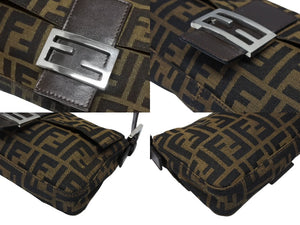 極美品 FENDI フェンディ マンマバケット ワンショルダーバッグ ズッカ柄 キャンバス レザー ブラウン シルバー金具 中古 4b007731