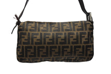 Load image into Gallery viewer, FENDI フェンディ マンマバケット ワンショルダーバッグ 3505 26424 008 ズッカ柄 キャンバス レザー ブラウン シルバー金具 美品 中古 4b007734