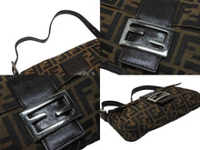 Load image into Gallery viewer, FENDI フェンディ マンマバケット ワンショルダーバッグ 3505 26424 008 ズッカ柄 キャンバス レザー ブラウン シルバー金具 美品 中古 4b007734