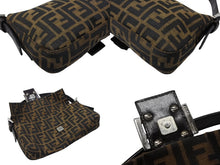 Load image into Gallery viewer, 極美品 FENDI フェンディ マンマバケット ワンショルダーバッグ 26424 ズッカ柄 キャンバス レザー ブラウン シルバー金具 中古 4b007739