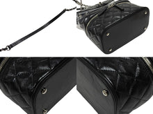 Load image into Gallery viewer, 極美品 CHANEL シャネル チェーンショルダーバッグ A57826 25番台 ココマーク キルティング カーフスキン PVC ブラック シルバー金具 中古 4b007743
