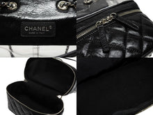 Load image into Gallery viewer, 極美品 CHANEL シャネル チェーンショルダーバッグ A57826 25番台 ココマーク キルティング カーフスキン PVC ブラック シルバー金具 中古 4b007743