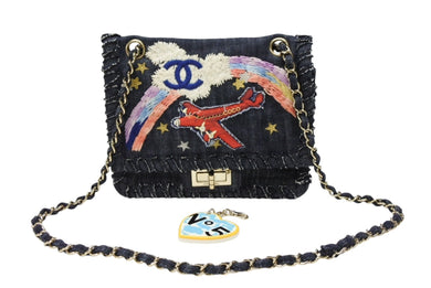 極美品 CHANEL シャネル 夜行飛行 チェーンショルダーバッグ A31929 10番台 ココマーク デニム ネイビー パッチ 刺繍 ゴールド金具 中古 4b007750