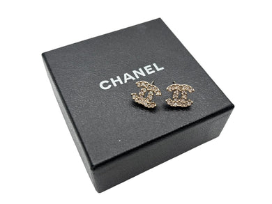 新品同様 CHANEL シャネル ココマーク ラインストーン 両耳ピアス 02A刻印 重量 4.9g ゴールド 中古 4b006477