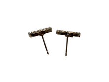 画像をギャラリービューアに読み込む, 新品同様 CHANEL シャネル ココマーク ラインストーン 両耳ピアス 02A刻印 重量 4.9g ゴールド 中古 4b006477