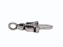 Load image into Gallery viewer, CHROME HEARTS クロムハーツ ダブルダガー ペンダント シルバーネックレストップ シルバー925 21.8g 美品 中古 4b007763