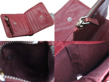 Load image into Gallery viewer, MIUMIU ミュウミュウ コンパクトウォレット 二つ折り財布 マテラッセ キルティング ボルドー シルバー金具 美品 中古 4b007780