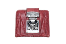 Load image into Gallery viewer, MIUMIU ミュウミュウ コンパクトウォレット 二つ折り財布 マテラッセ キルティング ボルドー シルバー金具 美品 中古 4b007780