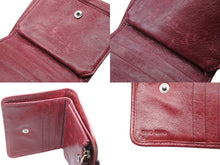 Load image into Gallery viewer, MIUMIU ミュウミュウ コンパクトウォレット 二つ折り財布 マテラッセ キルティング ボルドー シルバー金具 美品 中古 4b007780