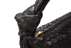 新品同様 BOTTEGAVENETA ボッテガヴェネタ ジョディ ハンドバッグ イントレチャート ラムスキン レザー 76928 YCPPI ブラウン 中古 4b007803