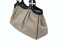Load image into Gallery viewer, 極美品 GUCCI グッチ ハンドバッグ トートバッグ ディアマンテ スーキー ベージュ キャンバス 211944 シルバー金具 中古 4b007883