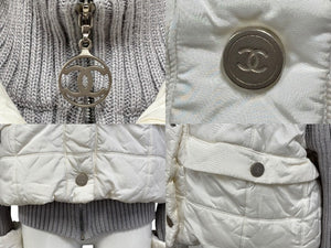 極美品 CHANEL シャネル スポーツライン 切り替え ニットダウンジャケット P16399W02678 サイズ38 ココマーク ホワイト グレー 中古 4b007888