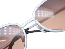 Load image into Gallery viewer, CHANEL シャネル サングラス アイウェア ココマーク フェイクパール メタル プラスチック シルバー ブラウン 美品 中古 4b007908