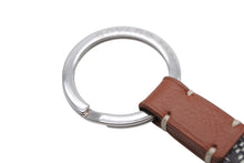 画像をギャラリービューアに読み込む, 極美品 GOYARD ゴヤールストラップ ヘリンボーン柄 フランス製 PVC レザー ブラック ブラウン シルバー金具 中古 4b007931