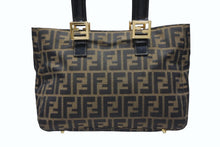 Load image into Gallery viewer, FENDI フェンディ ハンドバッグ トートバッグ ズッカ柄 キャンバス ブラウン ゴールド金具 美品 中古 4b007935