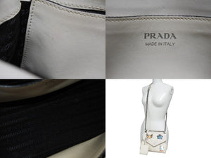 PRADA プラダ ロボット モノクローム チェーンショルダーバッグ 1BD127 サフィアーノレザー アイボリー シルバー金具 良品 中古 4b007961